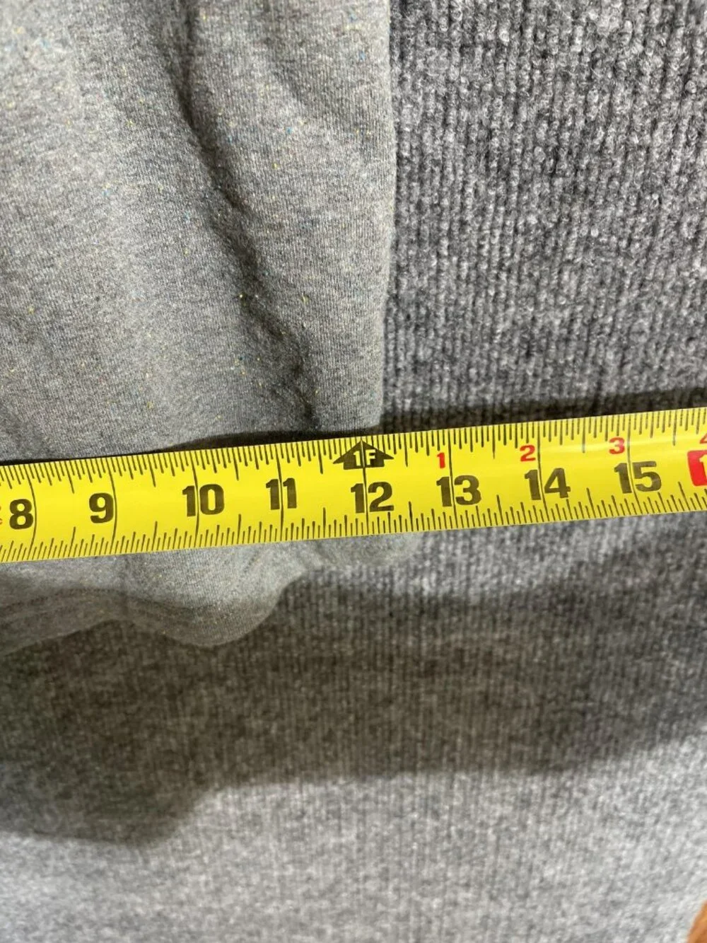 The North Face Shorts Womens XL Gray Fleece Sweat Elastic Waist Pockets Lounge